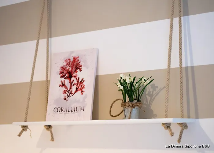 Bed & Breakfast La Dimora Sipontina 4*